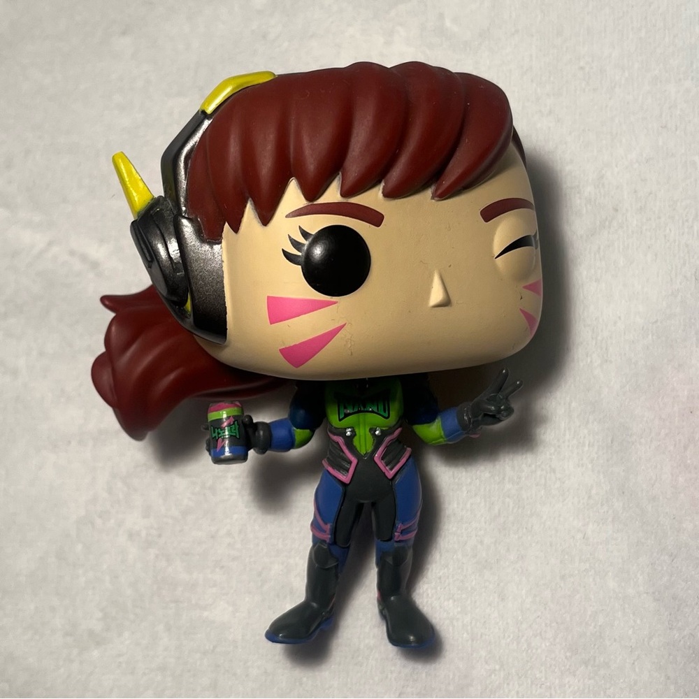 D.va Overwatch Nano Cola Funko Pop Figure